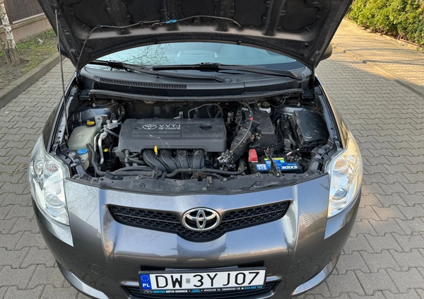 Toyota Auris cena 17500 przebieg: 208000, rok produkcji 2008 z Wrocław małe 56